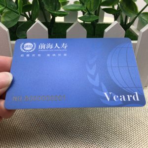 工廠直銷生產磨砂卡沙面會員卡定制磨砂卡印刷uv油墨凹凸效果刻碼